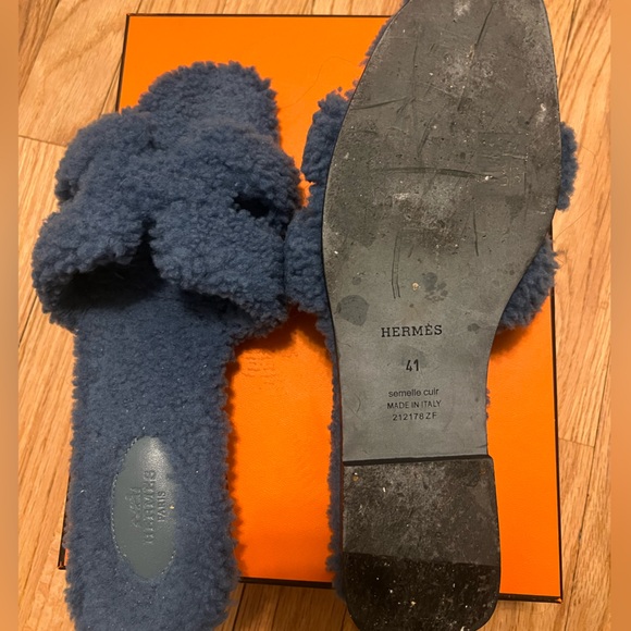 Hermes Shearling Oran Slides - Picture 2 of 3